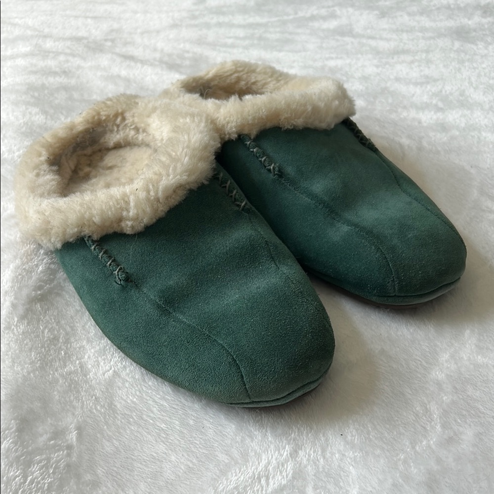 Cozy Green Suede Slippers
